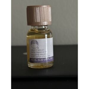 New The Body Shop Fruity Violet Home Fragrance Oil 0.3oz